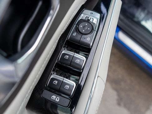 Used 2023 Kia Sorento SX image 17