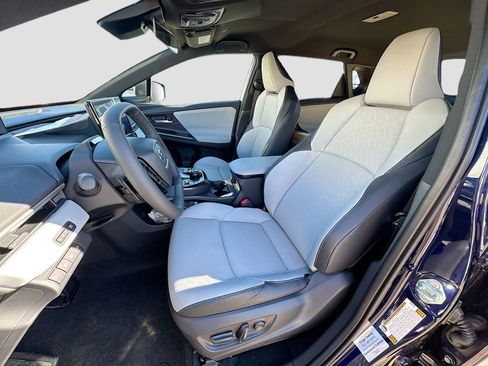 New 2026 Subaru Solterra Premium image 25