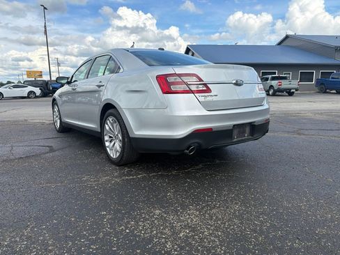 Used 2019 Ford Taurus Limited FWD image 4