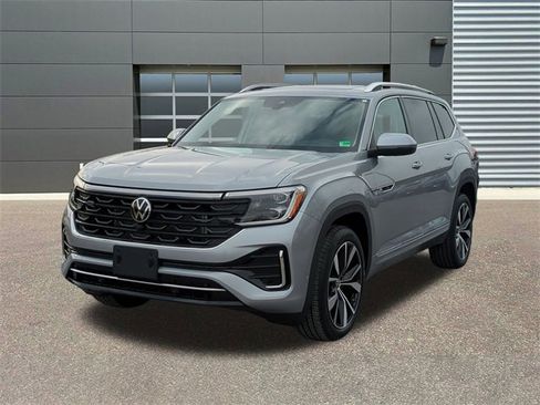 New 2026 Volkswagen Atlas SEL Premium R-Line image 3