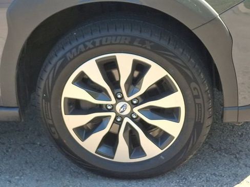 Used 2024 Subaru Outback Limited AWD/4WD image 10