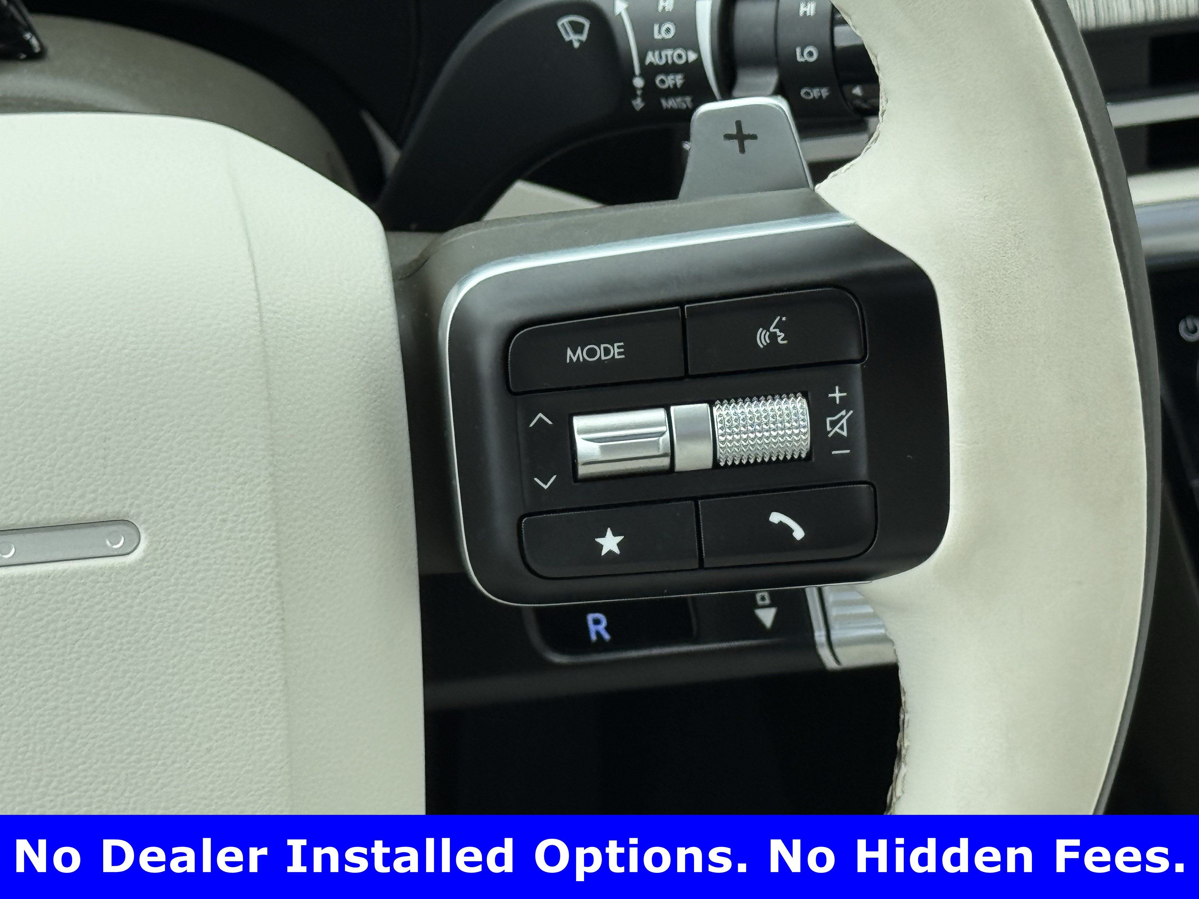 Used 2025 Hyundai Santa Fe Calligraphy FWD image 13