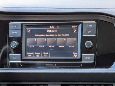 Used 2019 Volkswagen Jetta R-Line FWD image 19