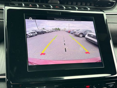 Used 2025 Jeep Grand Cherokee L Altitude AWD/4WD image 5