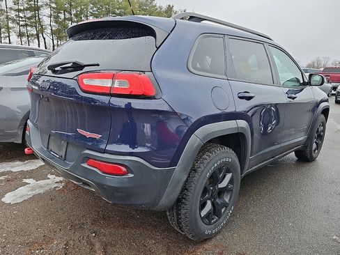 Used 2015 Jeep Cherokee Trailhawk w/ Leather Interior Group image 4