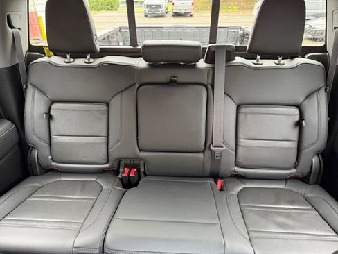 Used 2022 GMC Sierra 3500 Denali AWD/4WD image 13