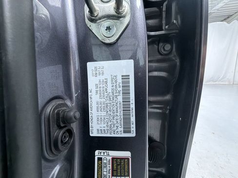 Used 2017 Honda CR-V EX image 18
