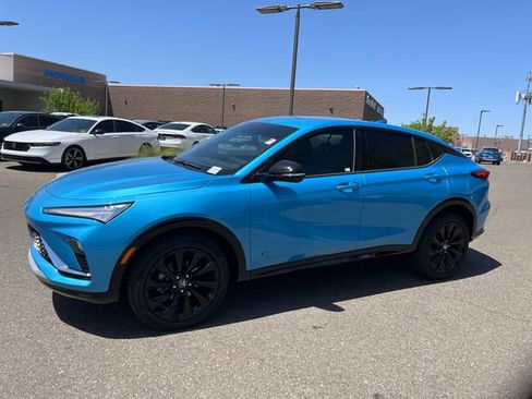 Used 2025 Buick Envista Sport Touring w/ Convenience I Package FWD image 1