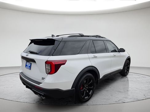 Used 2024 Ford Explorer ST w/ Equipment Group 401A AWD/4WD image 5