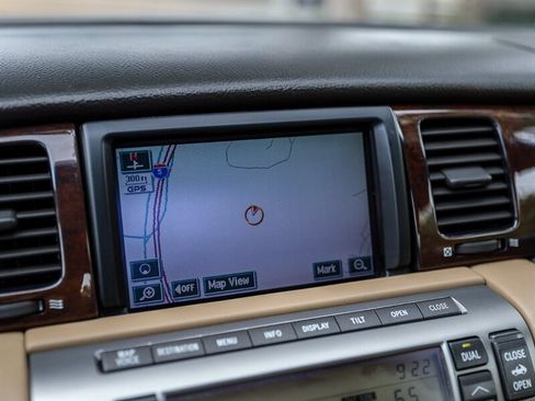 Used 2007 Lexus SC 430 Convertible RWD image 30