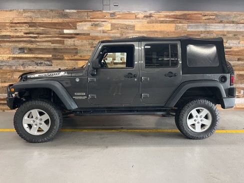Used 2017 Jeep Wrangler Unlimited Sport w/ Quick Order Package 24S image 11