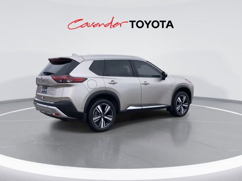 Used 2023 Nissan Rogue Platinum w/ Platinum Premium Package image 8