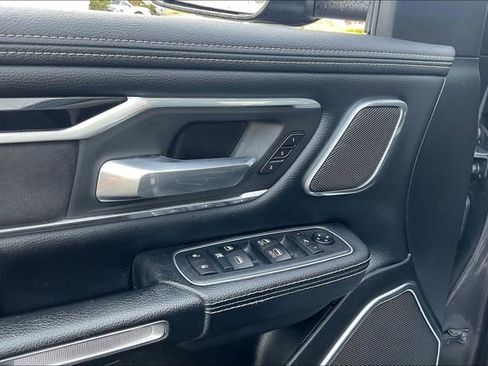 Used 2020 RAM 1500 Laramie w/ Night Edition image 19