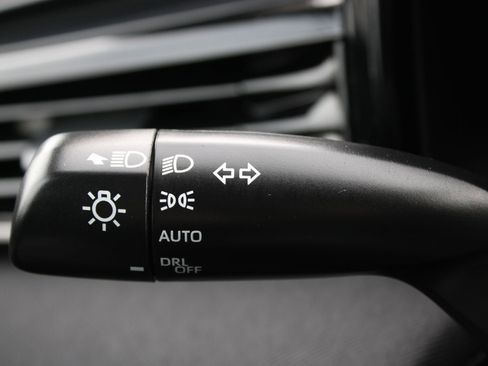Used 2025 Toyota Camry LE FWD image 26