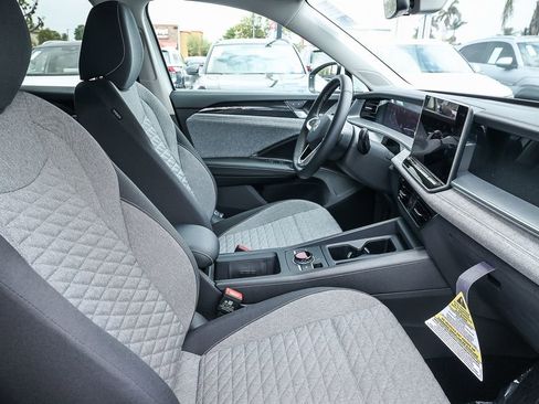 New 2025 Volkswagen Tiguan S image 29