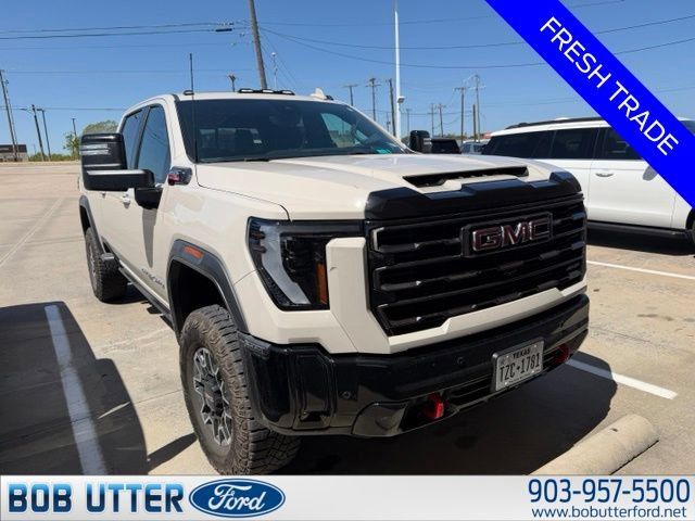Used 2026 GMC Sierra 2500 AT4X AWD/4WD image 2