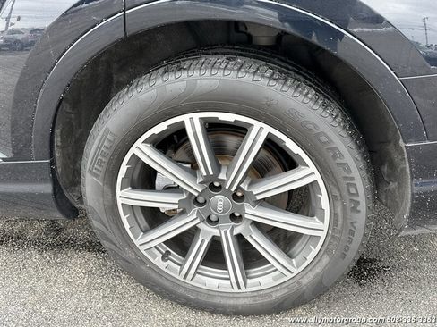 Used 2017 Audi Q7 3.0T Premium Plus image 10