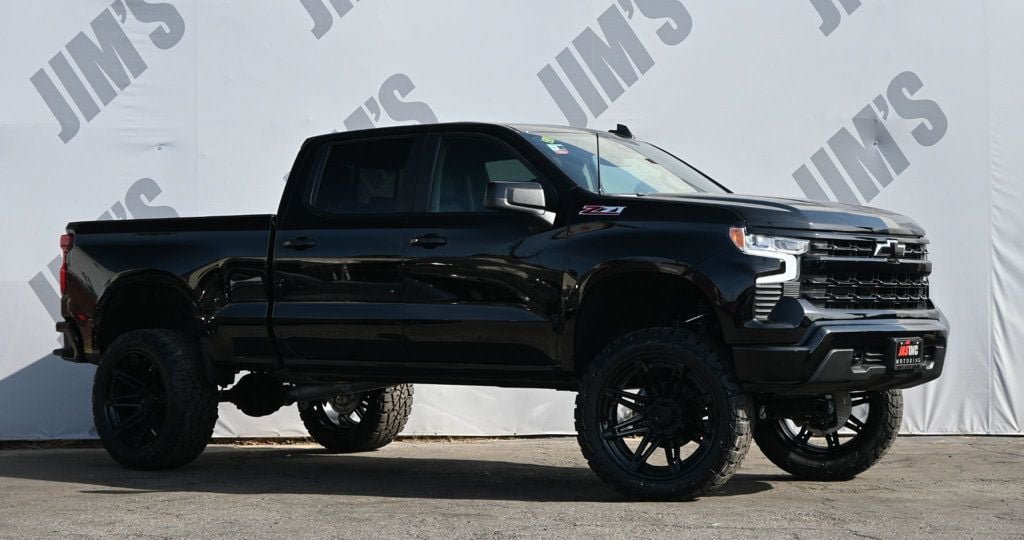 Used 2026 Chevrolet Silverado 1500 LT w/ Z71 Off-Road Package AWD/4WD image 3