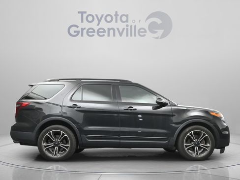 Used 2015 Ford Explorer Sport w/ Equipment Group 401A AWD/4WD image 17