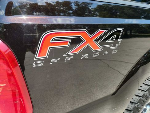 Used 2014 Ford F250 Lariat w/ Lariat Interior Package image 7