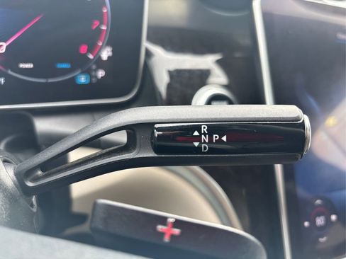 Used 2023 Mercedes-Benz GLC 300 image 32