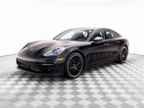 Used 2023 Porsche Panamera 4 Platinum Edition AWD/4WD image 1