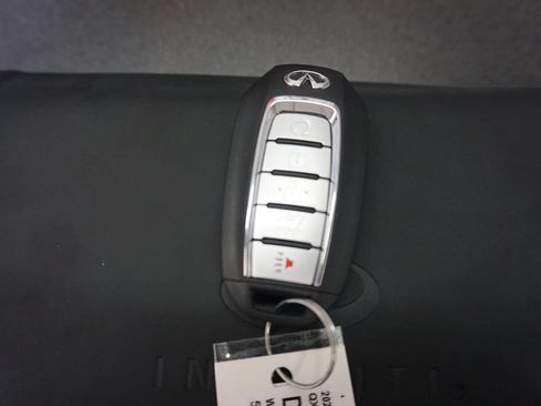Used 2024 INFINITI QX60 Sensory w/ Cargo Package AWD/4WD image 20