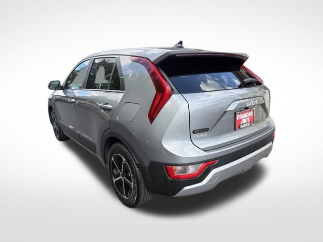 Used 2023 Kia Niro LX FWD image 3