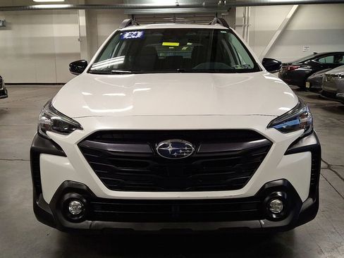 Used 2024 Subaru Outback Premium w/ Popular Package #1 image 5