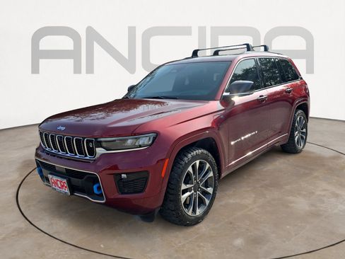Used 2023 Jeep Grand Cherokee Overland w/ Advanced Protech Group III image 6
