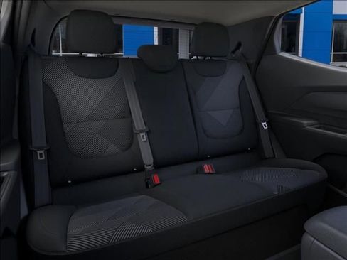 New 2027 Chevrolet Bolt LT image 17