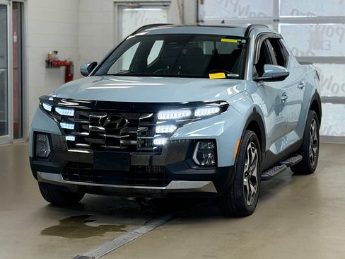 Used 2023 Hyundai Santa Cruz Limited AWD/4WD image 3