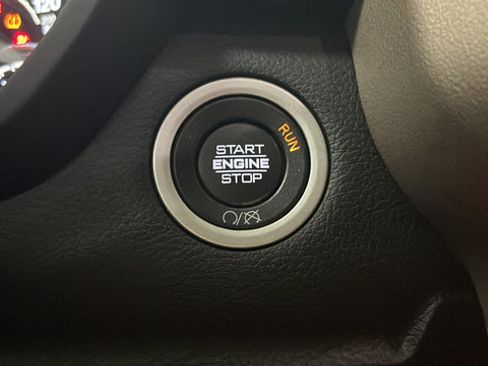 Used 2022 RAM 2500 Laramie AWD/4WD image 21