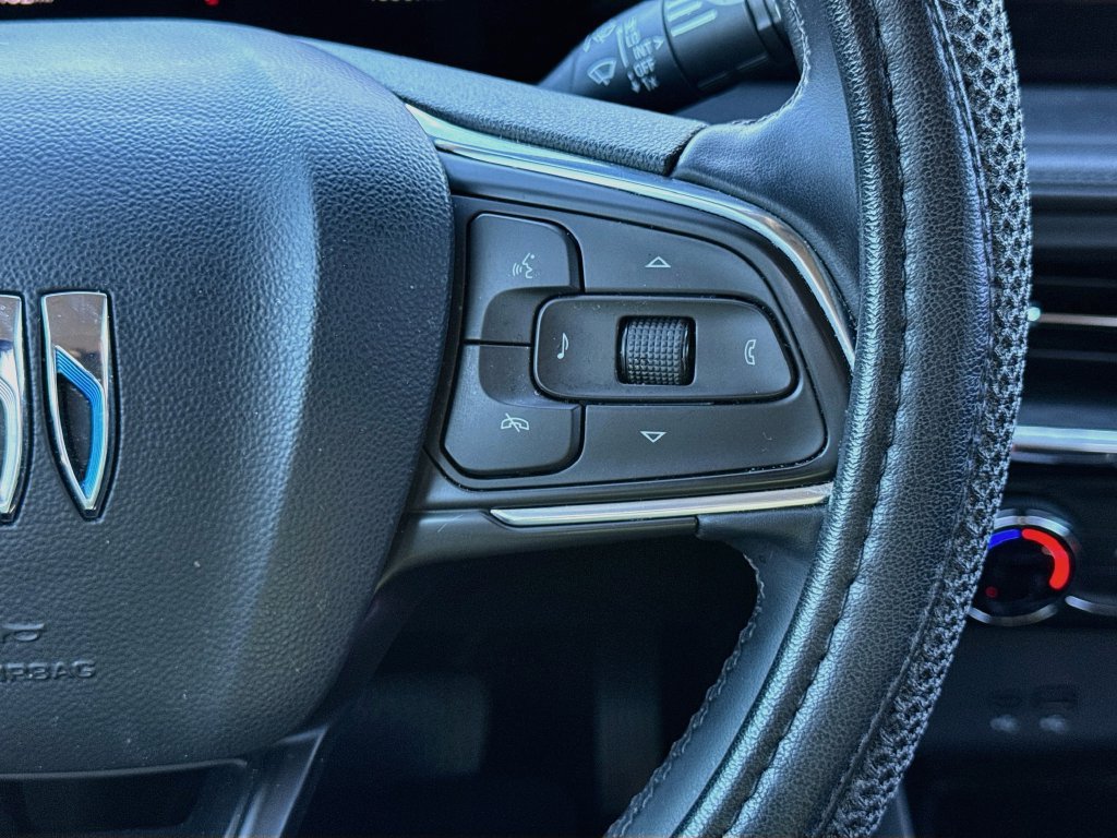 Used 2024 Buick Encore GX Sport Touring w/ Advanced Technology Package AWD/4WD image 20