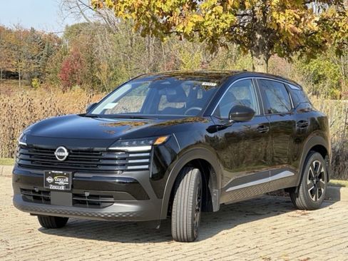 Certified 2025 Nissan Kicks SV AWD/4WD image 4