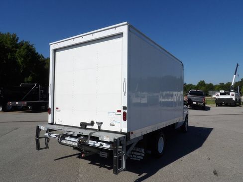 Used 2024 Ford E-350 and Econoline 350 Super Duty w/ Power Windows & Locks Group RWD image 7