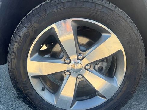 Used 2016 Jeep Grand Cherokee Overland w/ Advanced Technology Group image 15