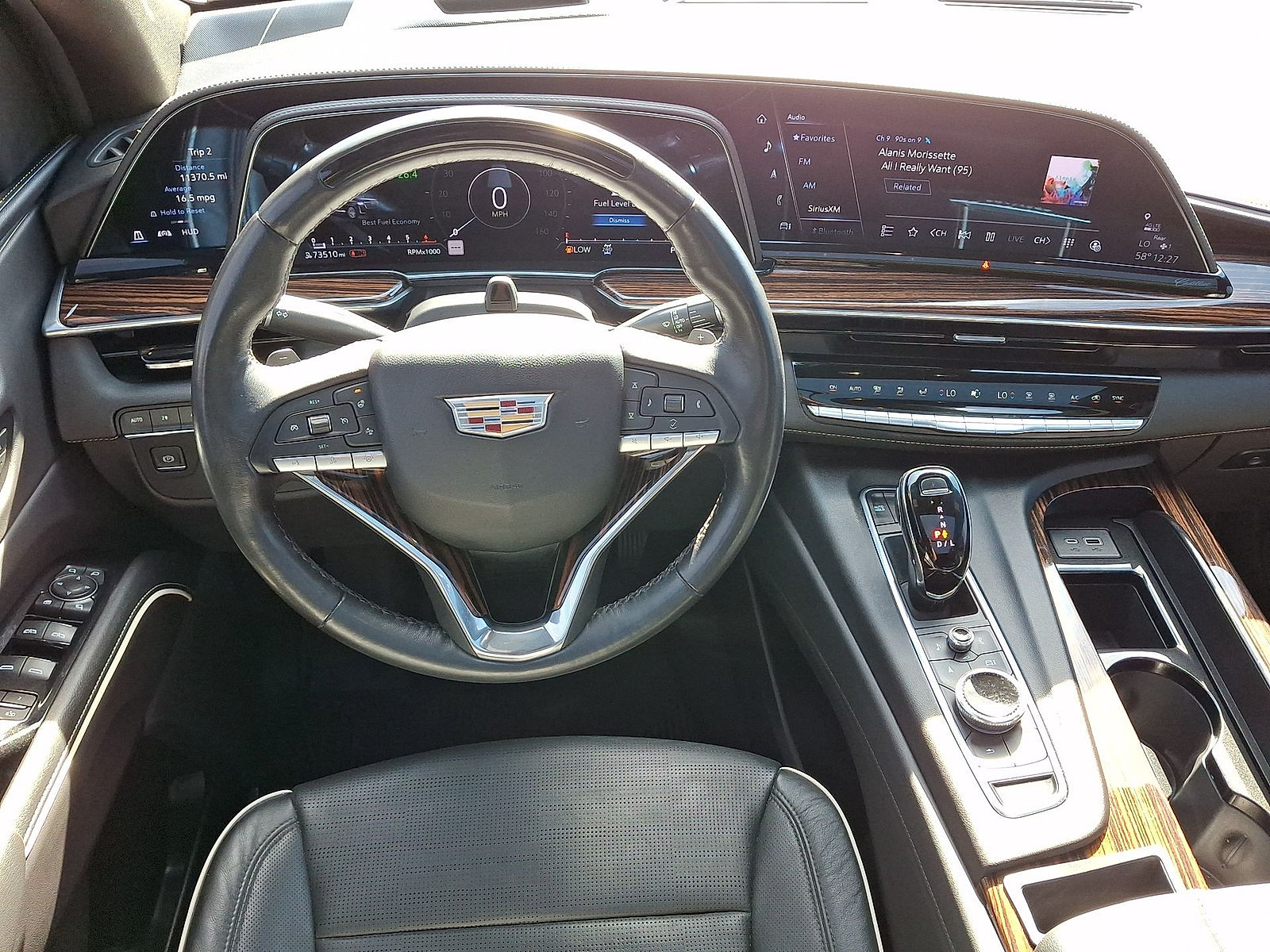 Used 2023 Cadillac Escalade ESV Premium Luxury AWD/4WD image 21