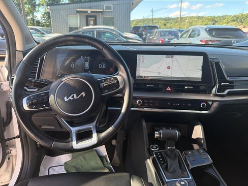 Used 2023 Kia Sportage EX FWD image 22
