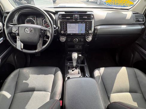 Used 2024 Toyota 4Runner TRD Off-Road Premium image 10