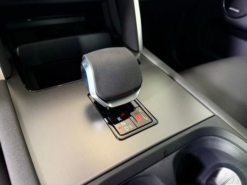 New 2025 Land Rover Discovery Sport S image 19