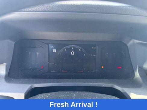 Used 2024 Toyota Tacoma SR5 RWD image 5