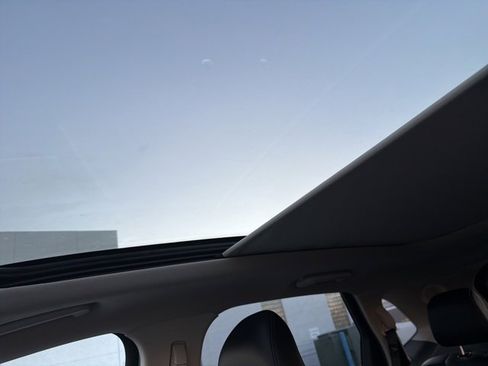 Used 2018 Ford Edge Titanium w/ Equipment Group 302A image 63