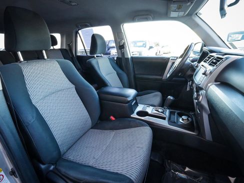 Used 2015 Toyota 4Runner SR5 image 23