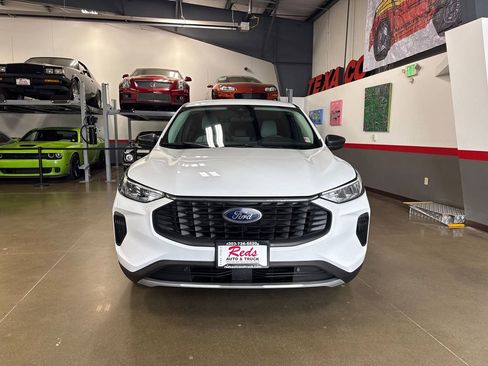 Used 2023 Ford Escape Active image 5