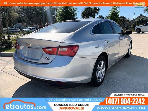 Used 2017 Chevrolet Malibu LS FWD image 7