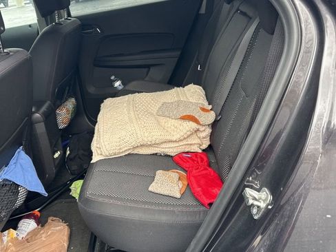 Used 2015 Chevrolet Equinox LT w/ Driver Convenience Package image 4