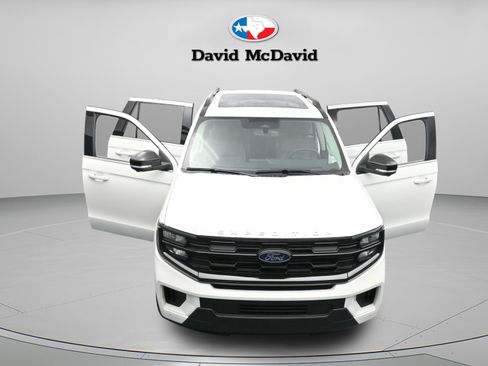 New 2025 Ford Expedition Active image 29