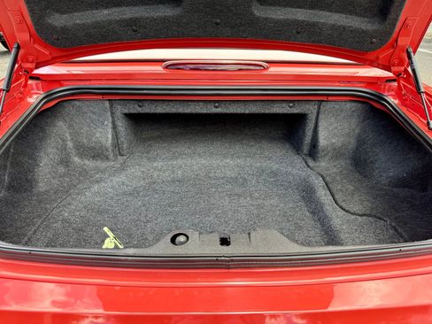 Used 2003 Ford Thunderbird image 51