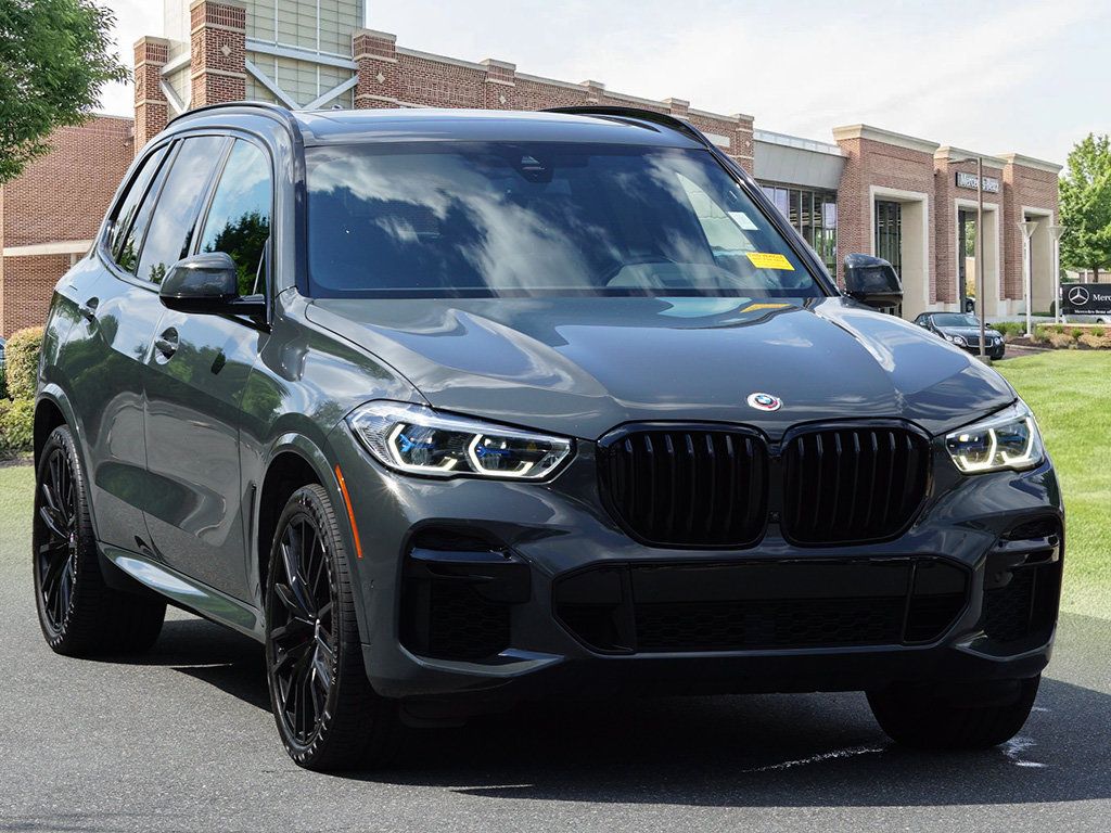 Used 2023 BMW X5 M50i w/ Executive Package AWD/4WD image 3